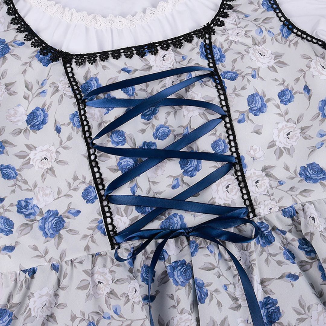 Bavarian Dirndl Dress - Oktoberfest Outfit with Lacing and Apron - Nalani - Fashion Clothing and Decor
