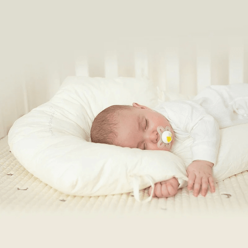 DreamNest | Hypoallergenic Baby Sleep Pillow - Ergonomic Breathable Infant Flat Head Prevention Cushion with Washable Organic Cotton Cover for Toddler Cot - Nalani - Fashion Clothing and Decor
