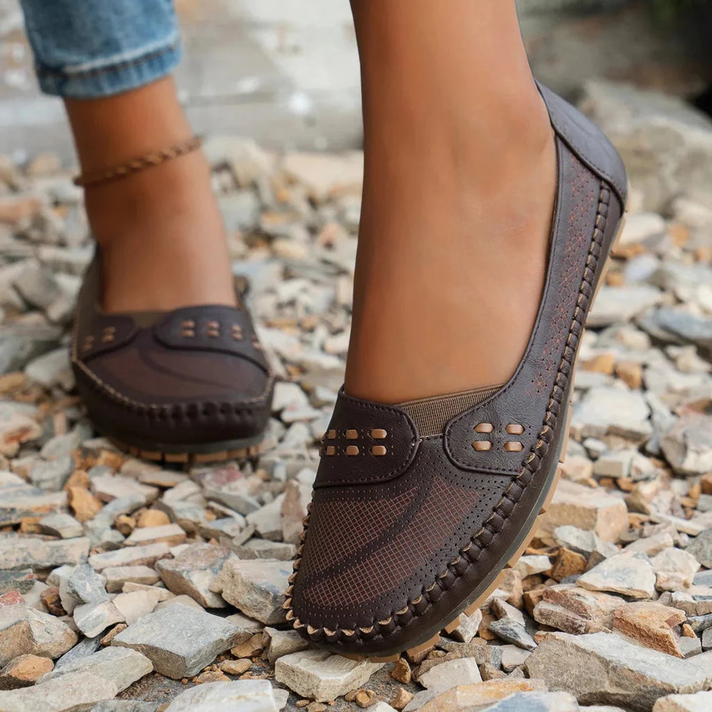 Elodie Faye Lightstep Loafers Soft PU Leather Upper Cushioned Insole - Nalani - Fashion Clothing and Decor