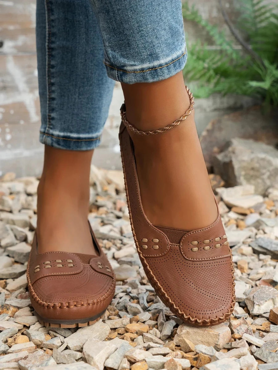 Elodie Faye Lightstep Loafers Soft PU Leather Upper Cushioned Insole - Nalani - Fashion Clothing and Decor