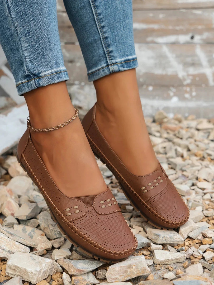 Elodie Faye Lightstep Loafers Soft PU Leather Upper Cushioned Insole - Nalani - Fashion Clothing and Decor