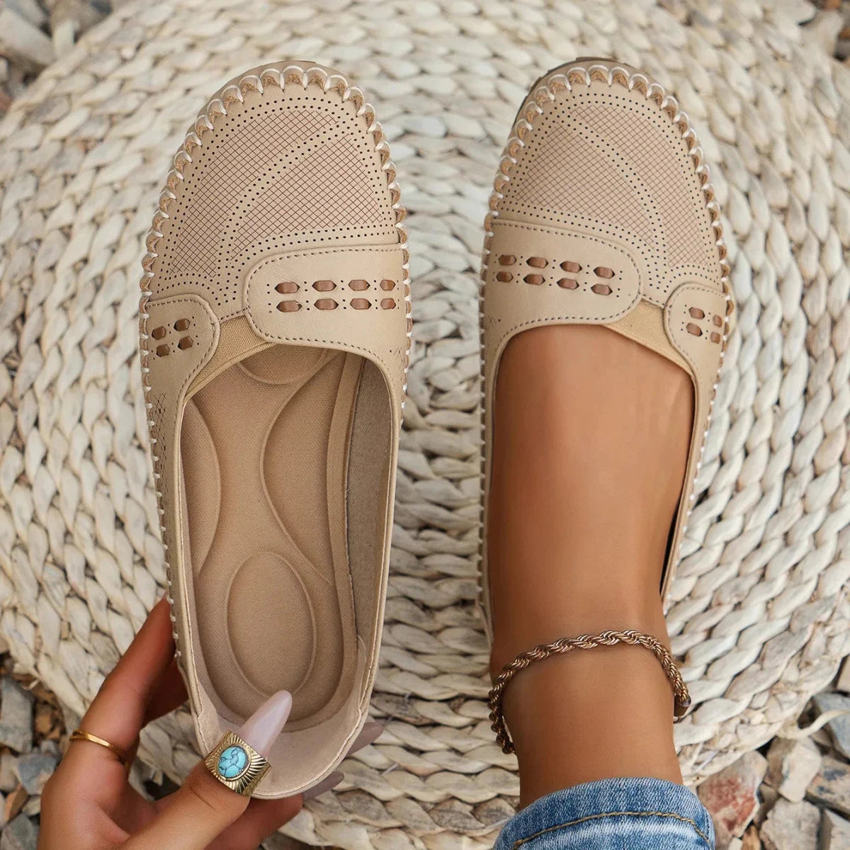 Elodie Faye Lightstep Loafers Soft PU Leather Upper Cushioned Insole - Nalani - Fashion Clothing and Decor