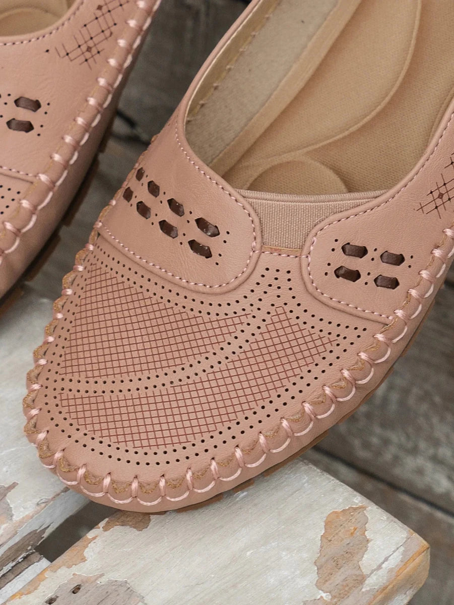 Elodie Faye Lightstep Loafers Soft PU Leather Upper Cushioned Insole - Nalani - Fashion Clothing and Decor