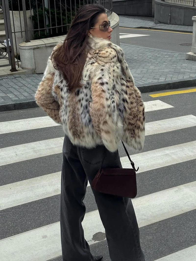 Leopard Print Faux Fur Coat With Plush Cozy Warmth - Nalani - UK Fashion Clothing and Decor