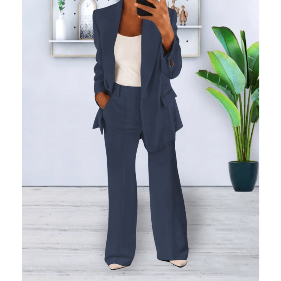 Maris | Two - piece women's suit with pockets | Relaxed fit - Nalani - Fashion Clothing and Decor