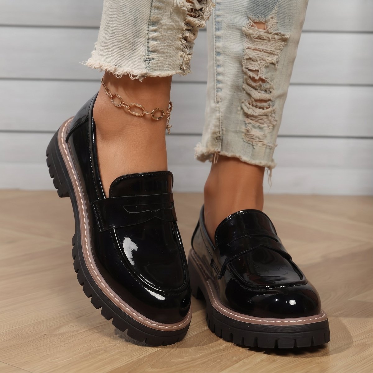 Maris | Women's loafers with thick soles | Modern - Nalani - Fashion Clothing and Decor
