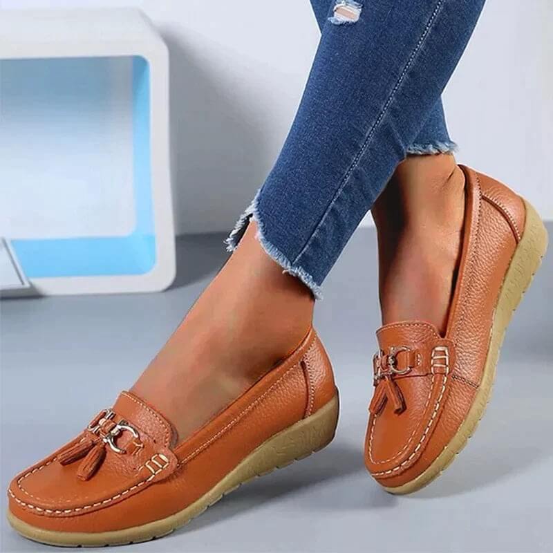 Maris | Women's slip - on loafers with tassels | Classic - Nalani - Fashion Clothing and Decor