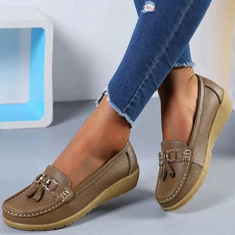 Maris | Women's slip - on loafers with tassels | Classic - Nalani - Fashion Clothing and Decor