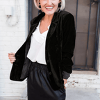 Modern slim - fit women's blazer with buttons and pockets | Notched lapel - Nalani - Fashion Clothing and Decor